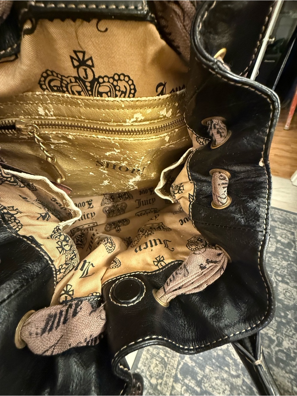 Vintage Juicy Couture Daydreamer Velour Brown Flower Appliqué Tote
Bag Purse Bow - Picture 8 of 12